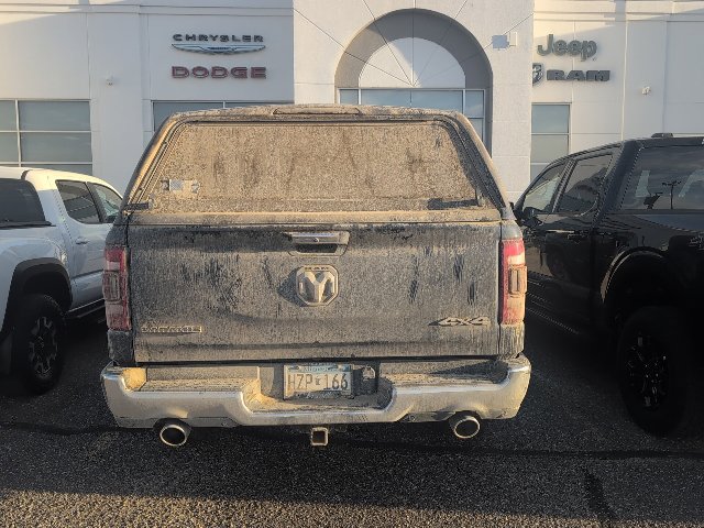 Used 2022 RAM 1500 Laramie AWD/4WD image 5