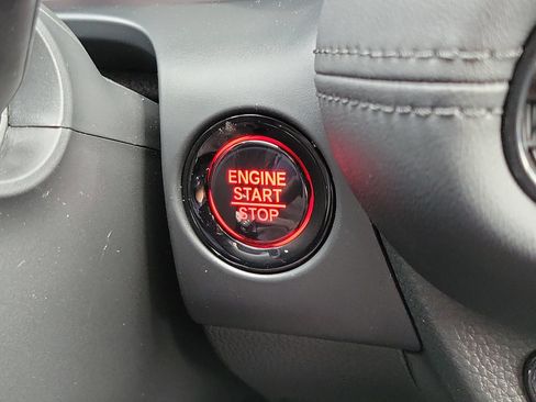 New 2027 Honda HR-V LX image 16