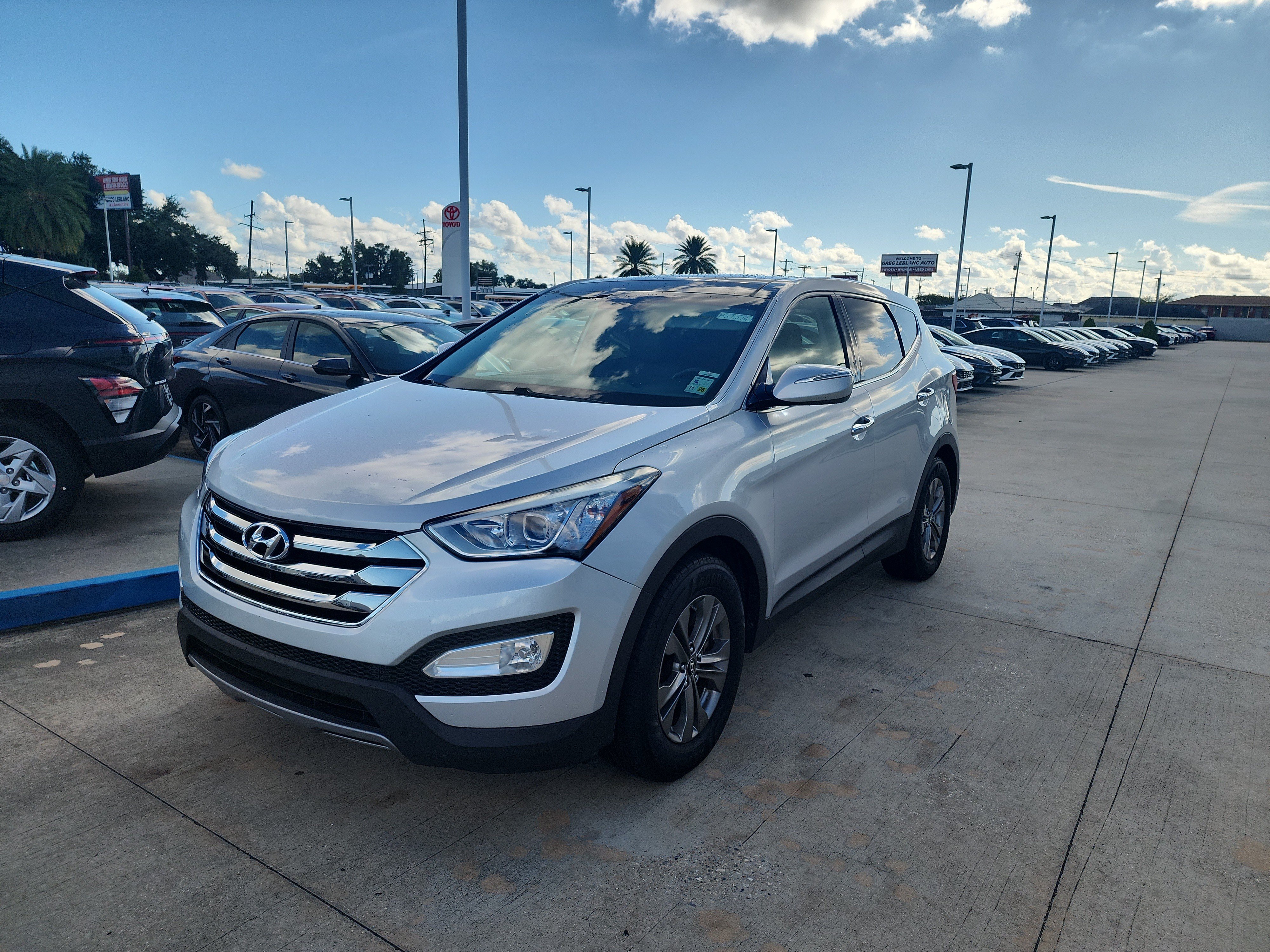 Used 2014 Hyundai Santa Fe Sport w/ Technology Package 14 FWD image 3
