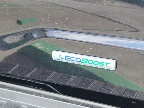 Certified 2022 Ford F150 XLT w/ Equipment Group 302A High image 11