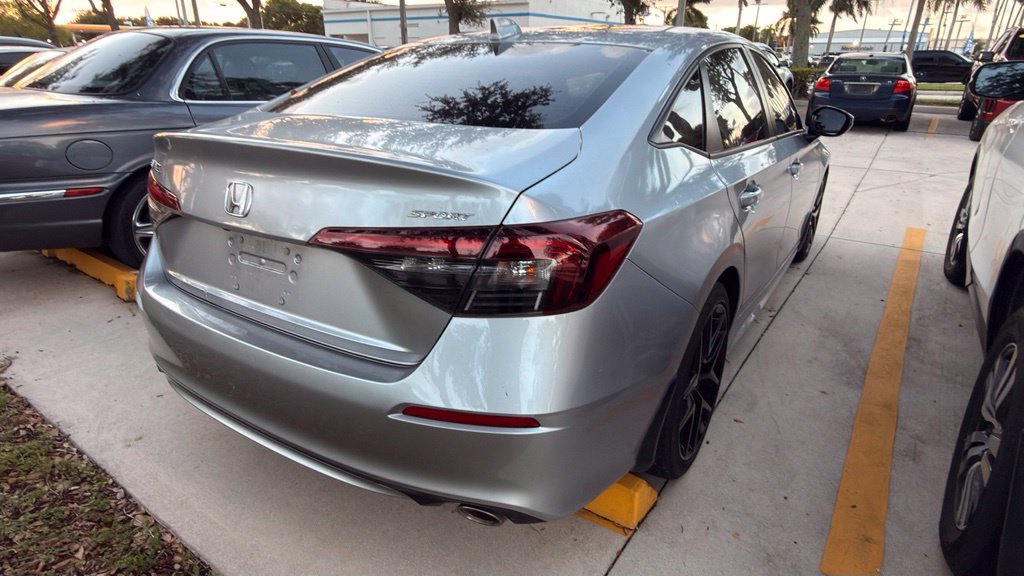 Used 2025 Honda Civic Sport image 10