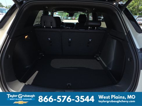 New 2026 Chevrolet TrailBlazer RS w/ Convenience Package FWD image 32