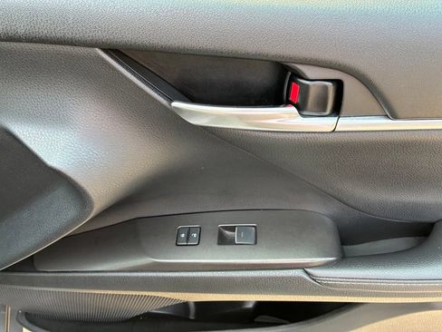 Used 2023 Toyota Camry XSE FWD image 42