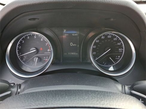 Used 2019 Toyota Camry SE image 20