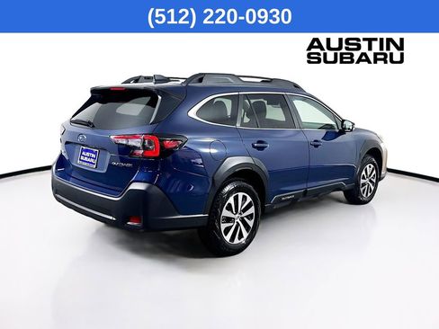 Certified 2025 Subaru Outback Premium image 8