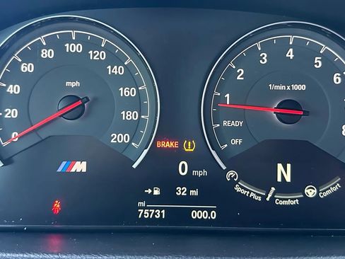 Used 2017 BMW M4 Coupe image 16