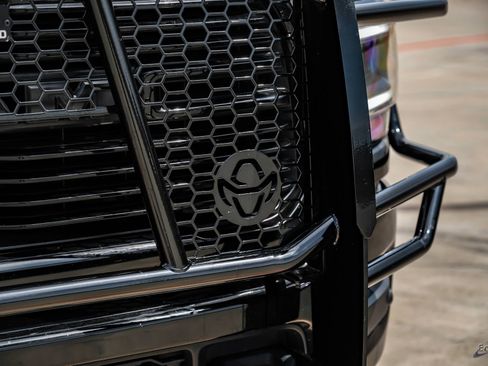 Used 2022 RAM 3500 Laramie w/ Night Edition image 32