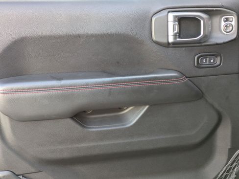 Used 2019 Jeep Wrangler Unlimited Rubicon image 9