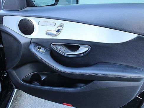 Used 2020 Mercedes-Benz C 300 Sedan image 24