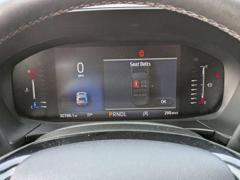 Used 2023 Ford Escape Active w/ Tech Pack #1 AWD/4WD image 10