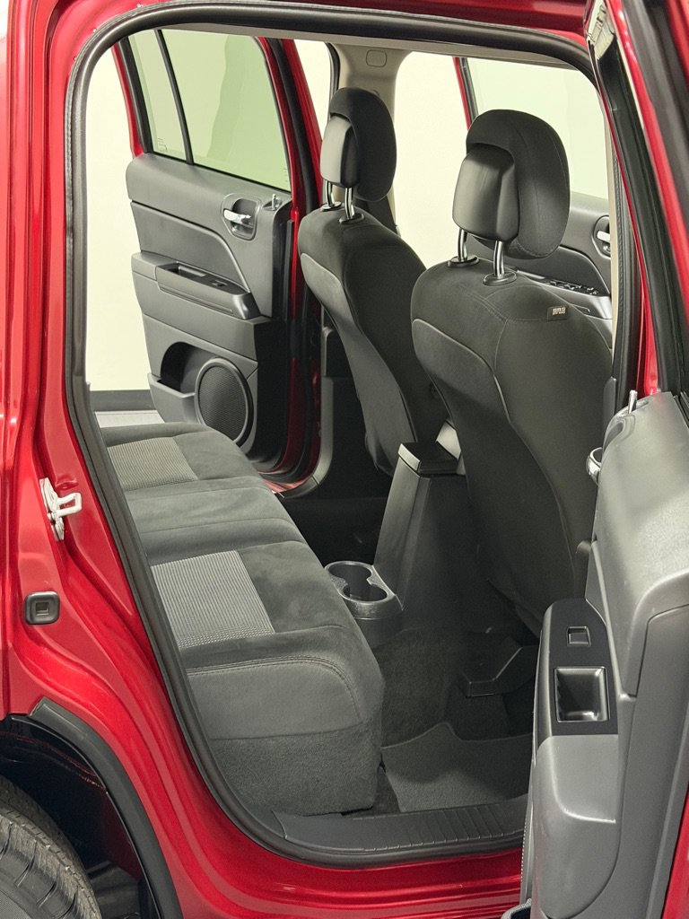 Used 2015 Jeep Patriot Sport w/ Power Value Group AWD/4WD image 10