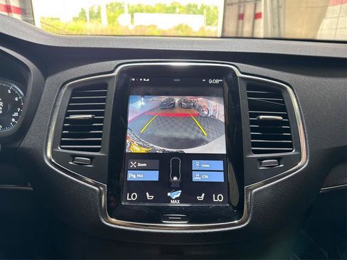 Used 2020 Volvo XC90 T6 Momentum w/ Protection Package Premier AWD/4WD image 41