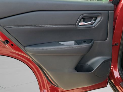 New 2026 Nissan Rogue SV image 25