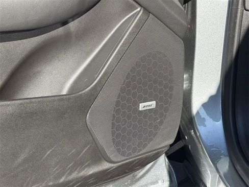 Used 2025 Cadillac XT5 Premium Luxury image 22