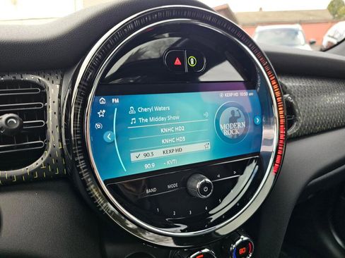 Used 2023 MINI Cooper SE image 36