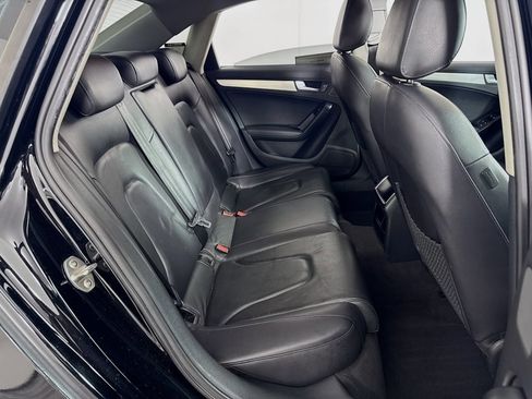 Used 2010 Audi A4 2.0T Premium image 29