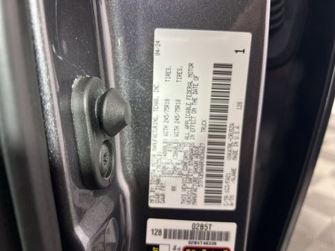 Used 2024 Toyota Tundra SR image 29