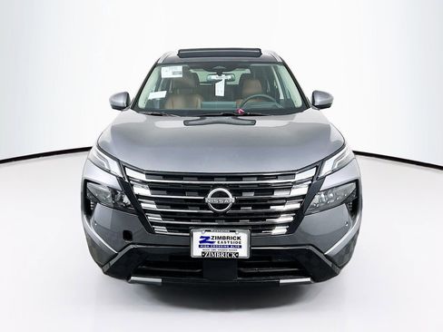 New 2026 Nissan Rogue Platinum AWD/4WD image 2