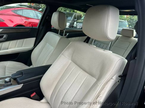 Used 2014 Mercedes-Benz E 550 4MATIC Sedan image 10