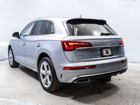 Used 2023 Audi Q5 2.0T Premium Plus w/ Premium Plus Package AWD/4WD image 3