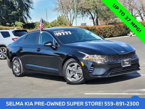 Used 2021 Kia K5 LXS image 2