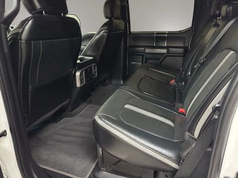 Used 2018 Ford F250 Platinum w/ Platinum Ultimate Package AWD/4WD image 11