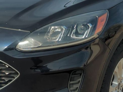 Used 2021 Ford Escape SE w/ Convenience Package AWD/4WD image 9
