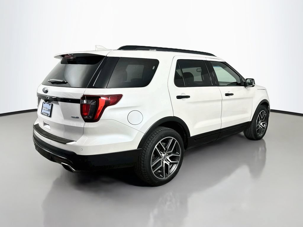Used 2017 Ford Explorer Sport AWD/4WD image 8