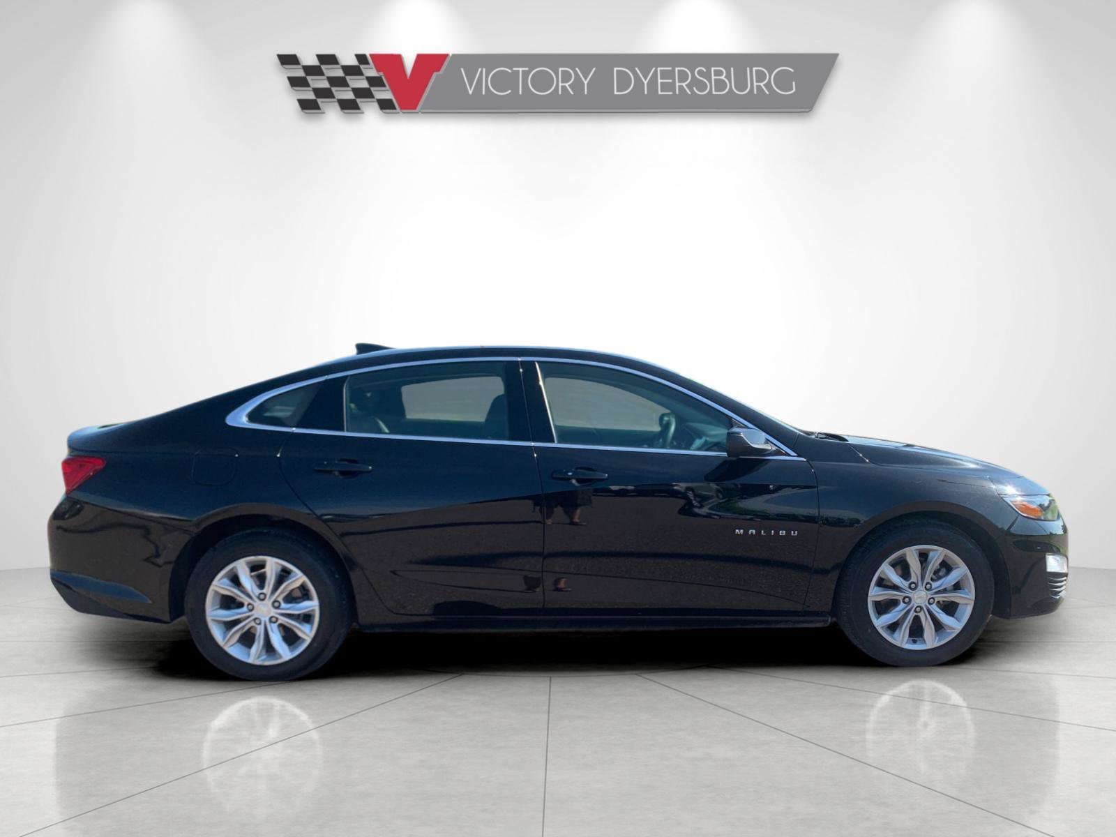 Used 2024 Chevrolet Malibu LT FWD image 3
