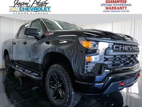 New 2026 Chevrolet Silverado 1500 Custom Trail Boss AWD/4WD image 1