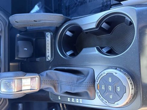 New 2026 Ford Bronco Badlands AWD/4WD image 18