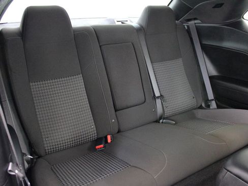 Used 2021 Dodge Challenger R/T Scat Pack RWD image 39