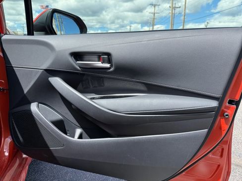 Used 2025 Toyota Corolla SE FWD image 29