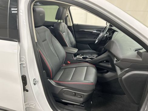Used 2023 Buick Envision Essence w/ Sport Touring Package AWD/4WD image 23