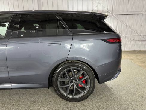 Used 2023 Land Rover Range Rover Sport SE Dynamic AWD/4WD image 12