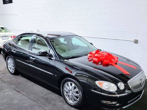 Used 2009 Buick LaCrosse CXL w/ Driver Confidence Package FWD image 5