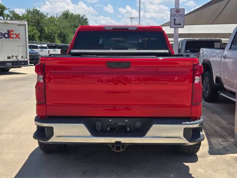 Used 2020 Chevrolet Silverado 1500 LT w/ Texas Edition RWD image 5