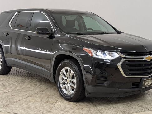 Used 2018 Chevrolet Traverse LS w/ LPO, Cargo Package image 7