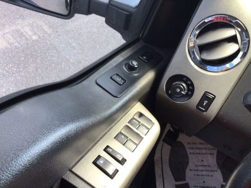 Used 2012 Ford F250 Lariat w/ Lariat Ultimate Pkg image 10