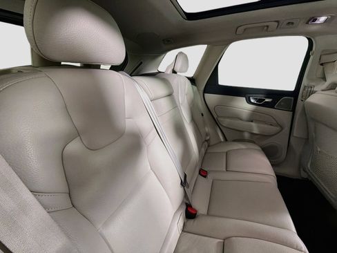 Used 2019 Volvo XC60 T5 Inscription w/ Protection Package FWD image 30
