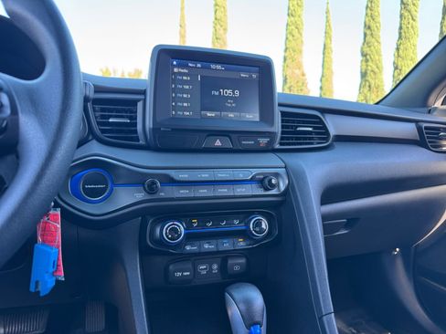 Used 2019 Hyundai Veloster 2.0 image 15
