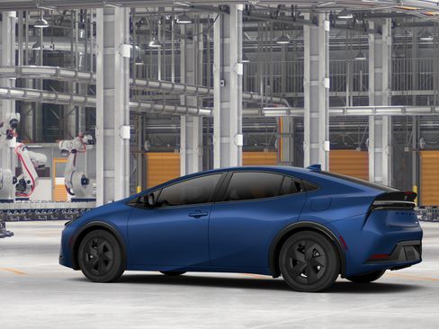 New 2027 Toyota Prius Plug-In Hybrid FWD image 7