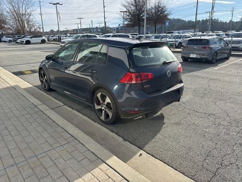 Used 2017 Volkswagen GTI SE image 5