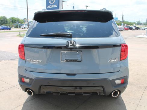Used 2023 Honda Passport Elite image 6