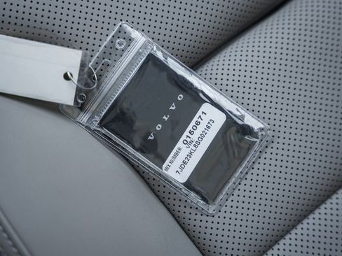 New 2025 Volvo EX90 Ultra w/ Protection Package Premier image 41