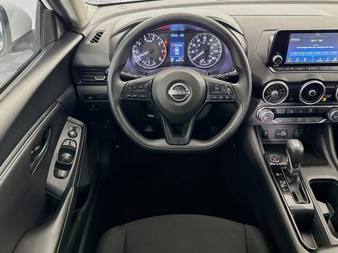 Used 2024 Nissan Sentra S image 16