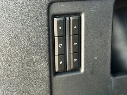 Used 2024 Lincoln Navigator Black Label image 13