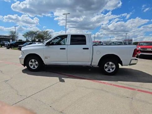 Used 2022 RAM 1500 Tradesman w/ Chrome Appearance Group image 5