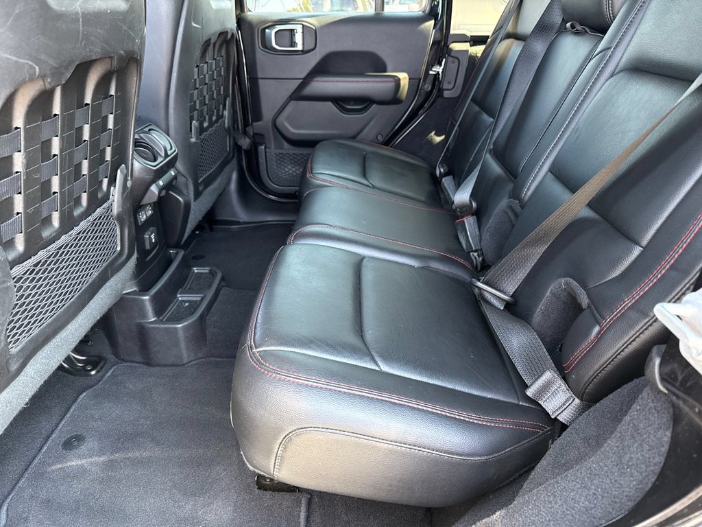 Used 2019 Jeep Wrangler Unlimited Rubicon AWD/4WD image 21
