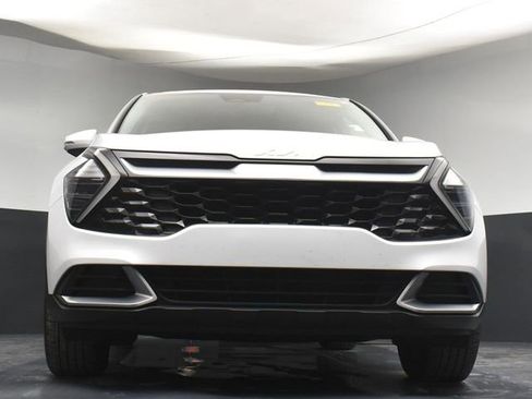 Used 2025 Kia Sportage EX FWD image 32